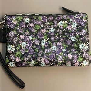 Coach Posy Print small wristlet